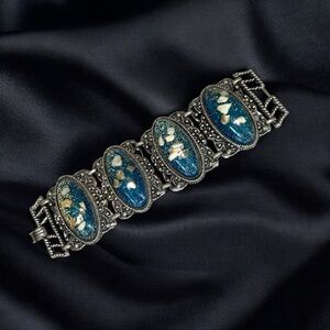 Vintage 1950s Lucite Confetti Chunky Cuff Bracelet Blue Silver Tone Statement